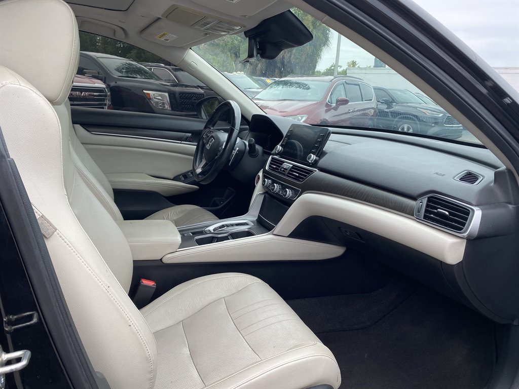 2018 Honda Accord - $18,500