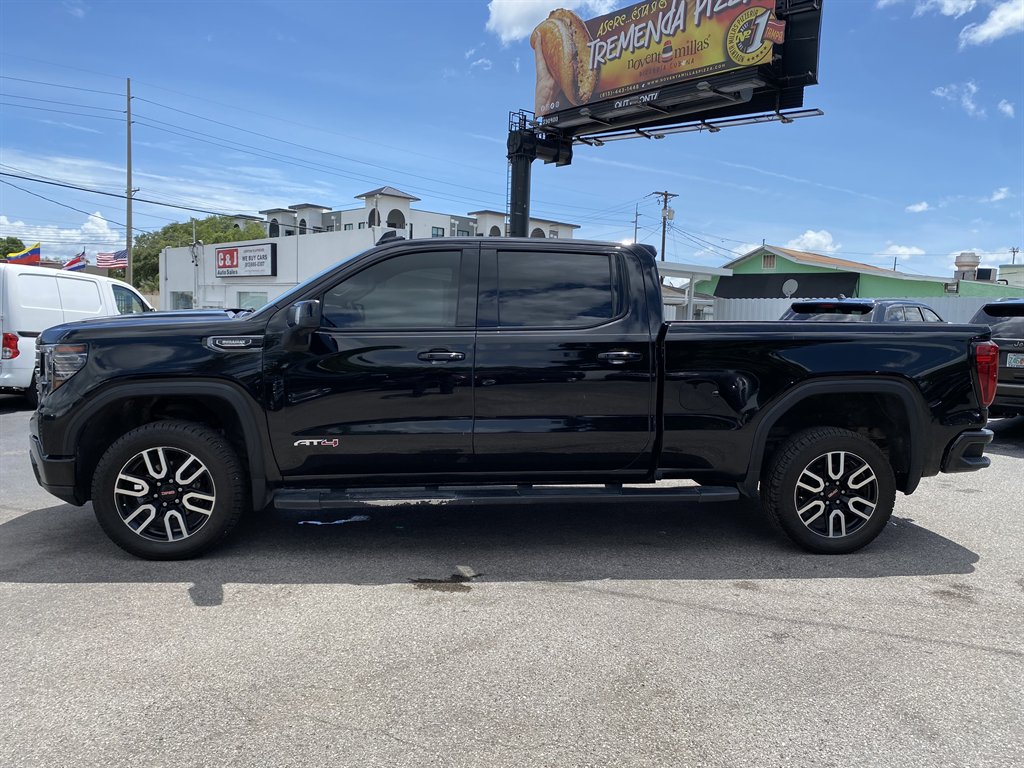 2022 GMC Sierra - $39,999
