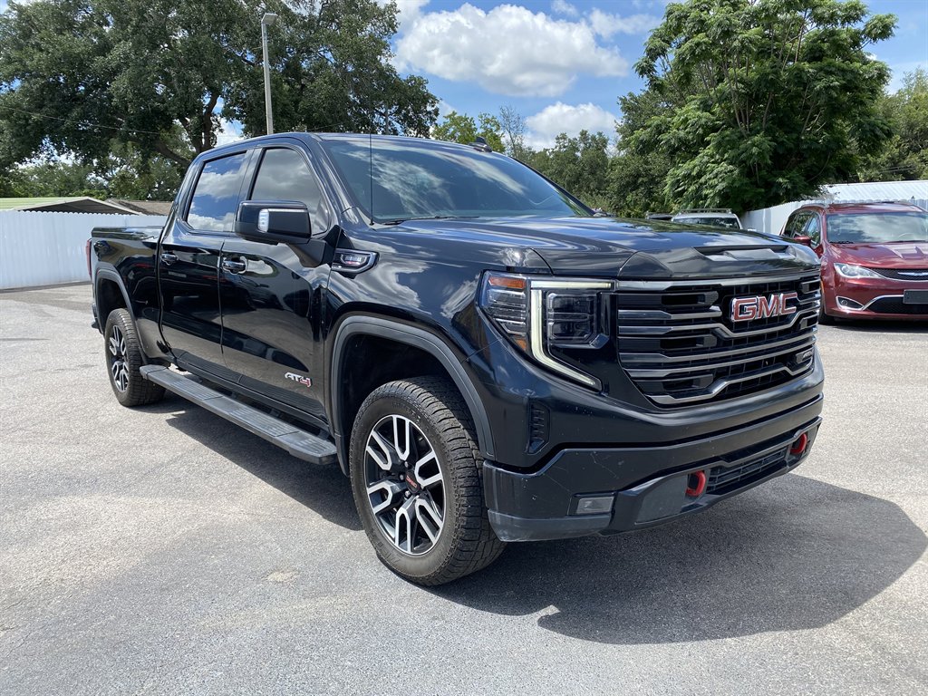 2022 GMC Sierra - $39,999