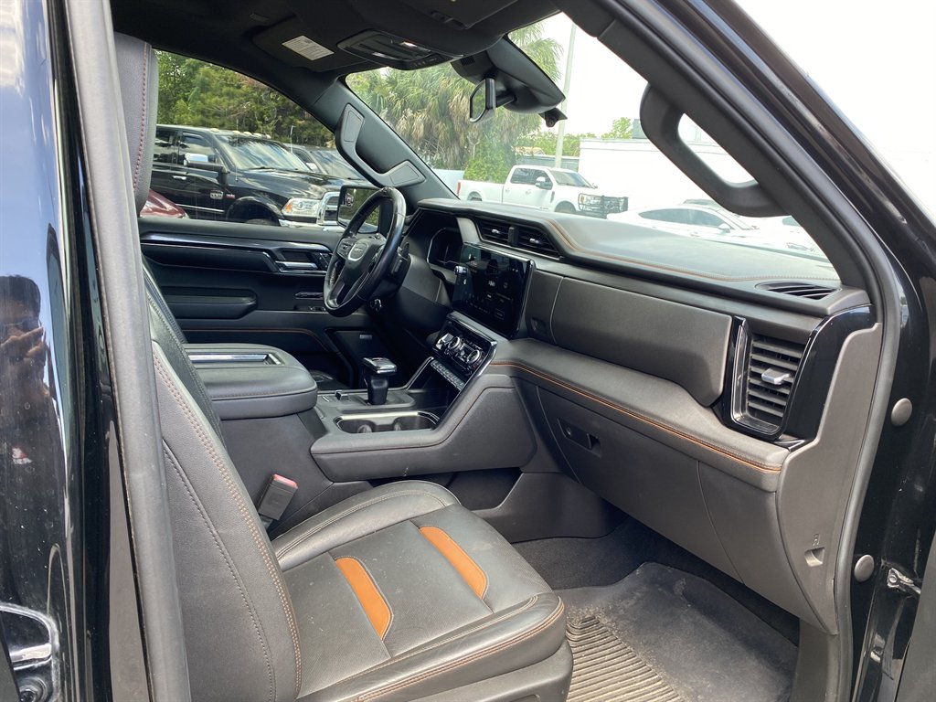 2022 GMC Sierra - $39,999