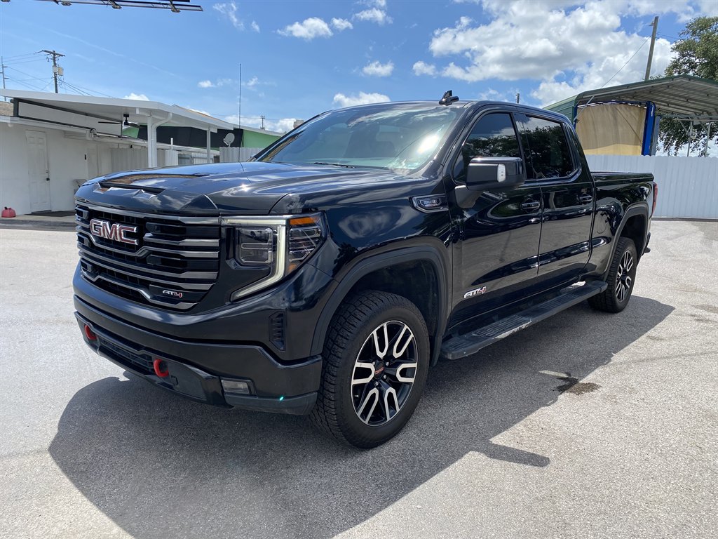 2022 GMC Sierra - $39,999