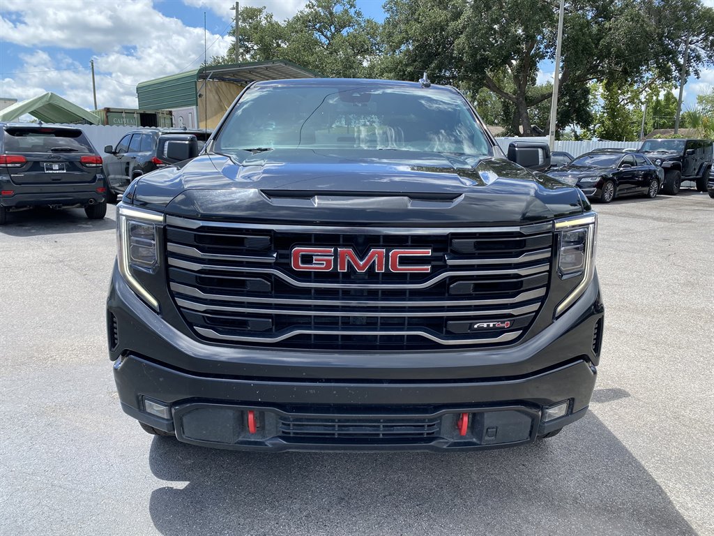 2022 GMC Sierra - $39,999