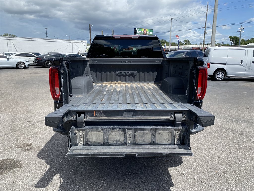 2022 GMC Sierra - $39,999