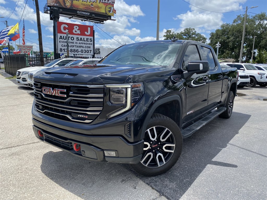 2022 GMC Sierra - $39,999