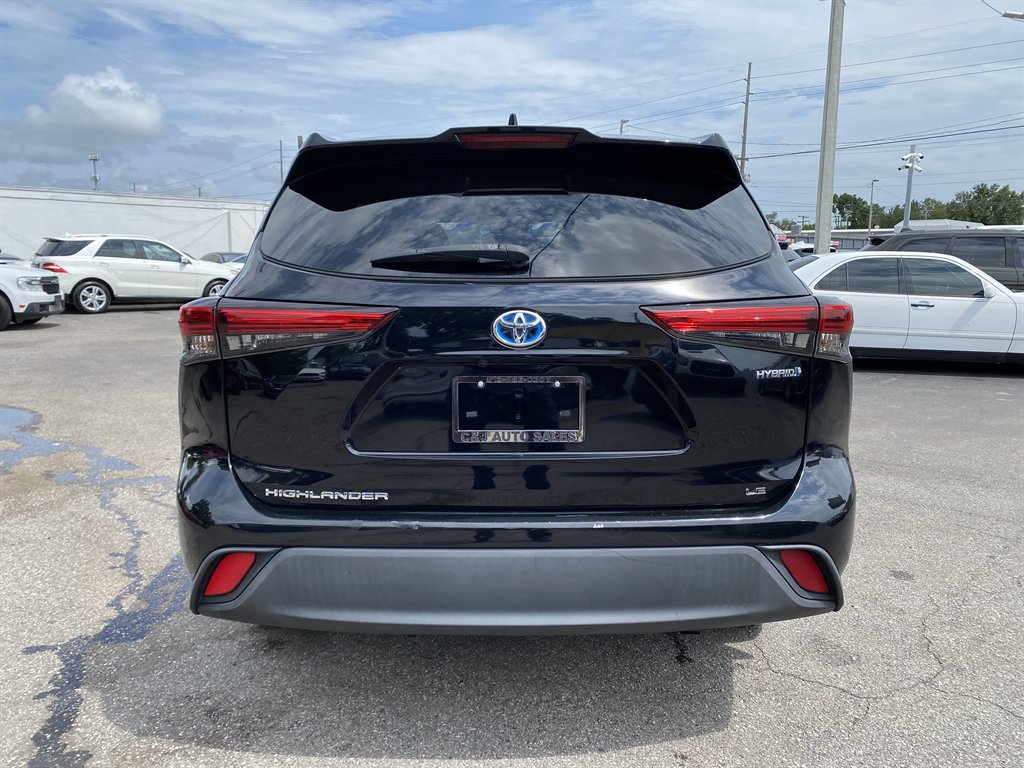 2021 Toyota Highlander - $26,999