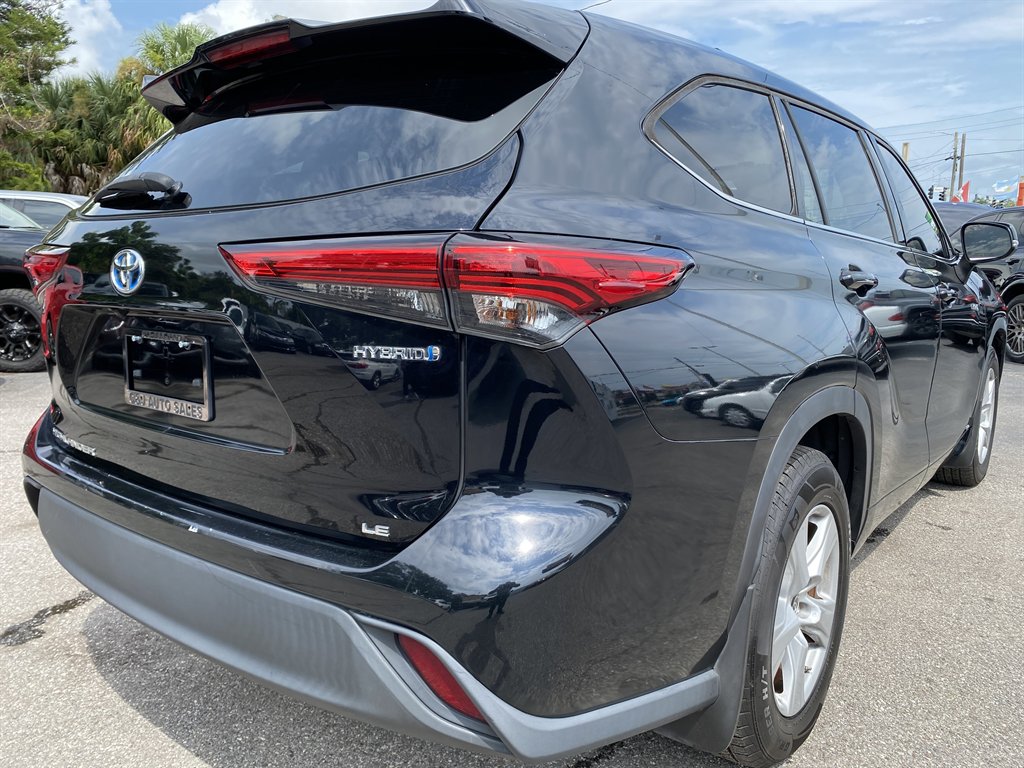 2021 Toyota Highlander - $26,999