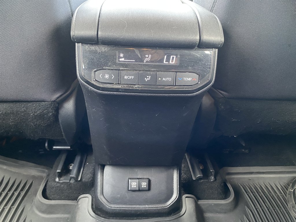 2021 Toyota Highlander - $26,999