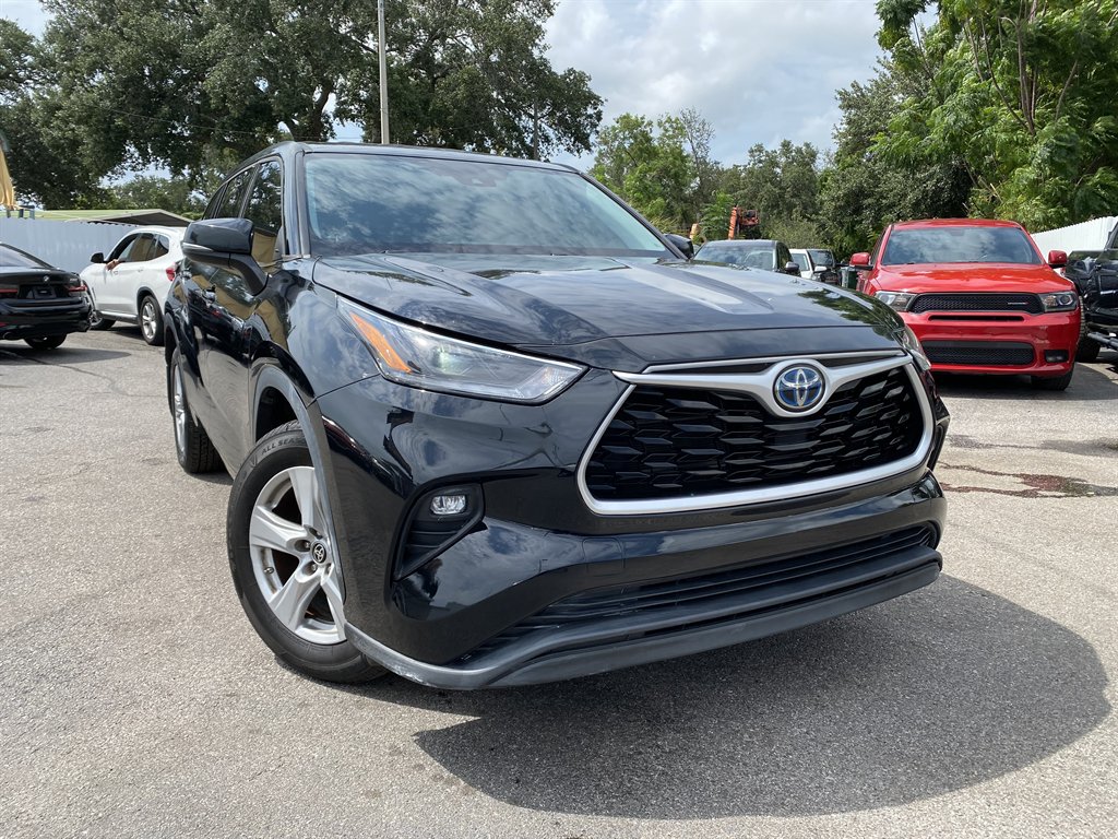 2021 Toyota Highlander - $26,999