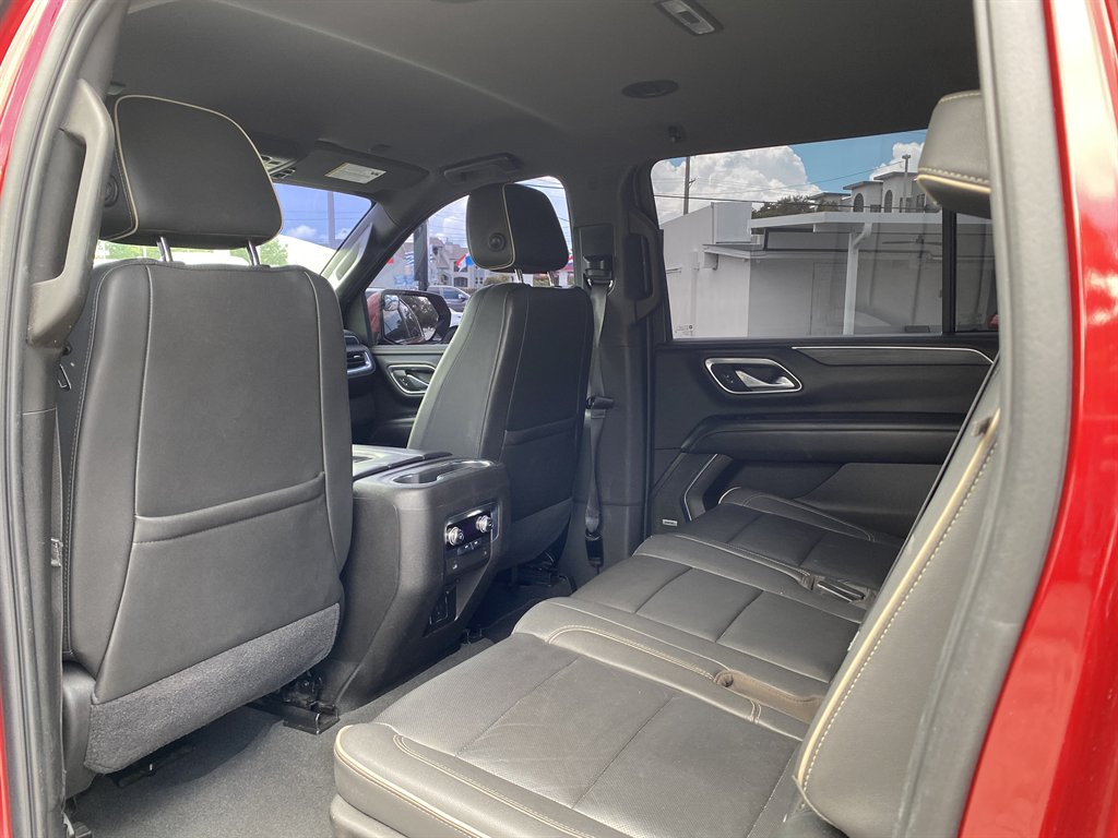 2021 GMC Yukon - $32,999
