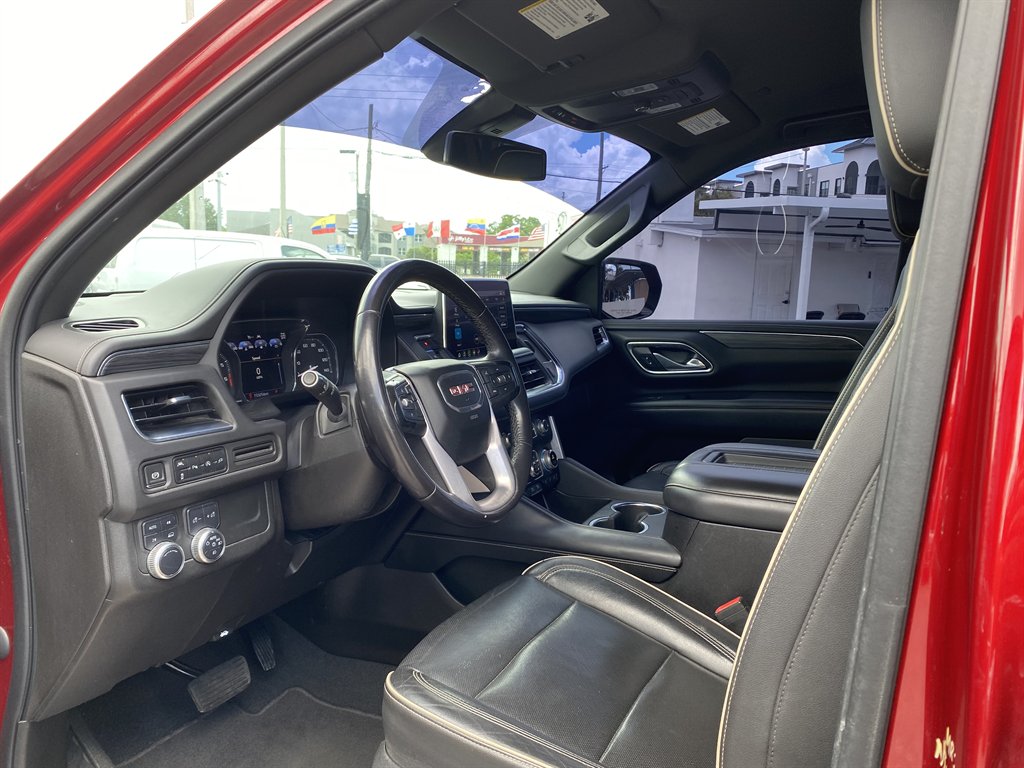 2021 GMC Yukon - $32,999