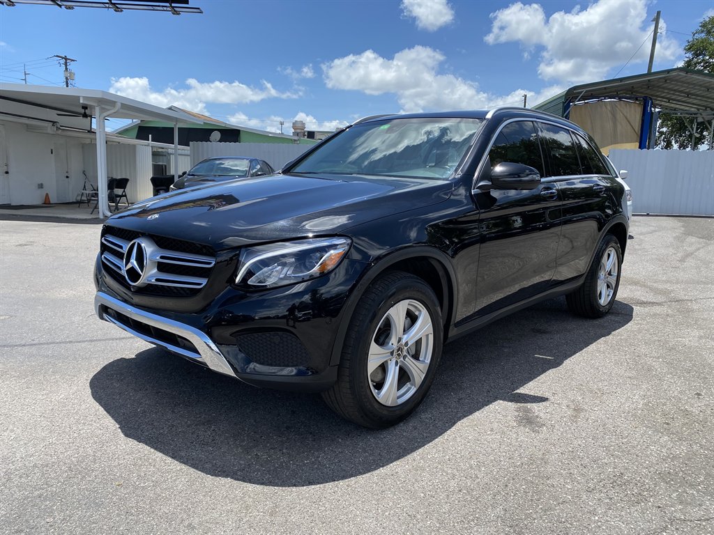 2018 Mercedes-Benz C-Class - $17,999
