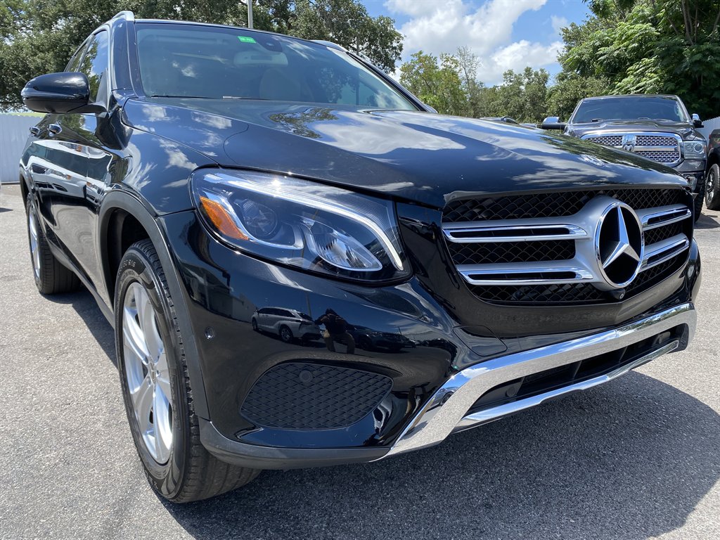 2018 Mercedes-Benz C-Class - $17,999