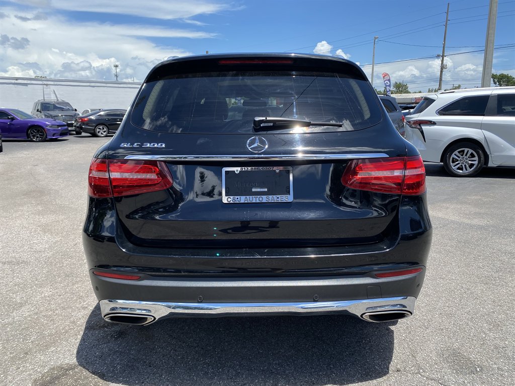 2018 Mercedes-Benz C-Class - $17,999