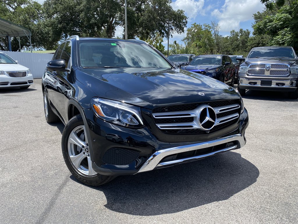 2018 Mercedes-Benz C-Class - $17,999