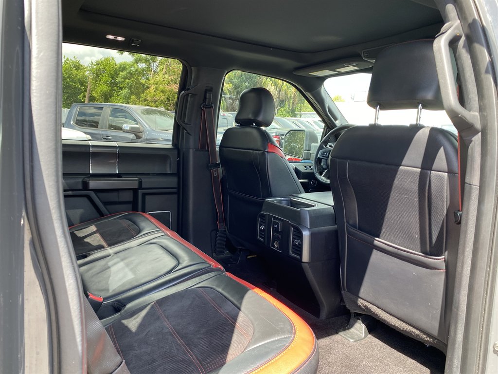 2016 Ford F150 - $23,999