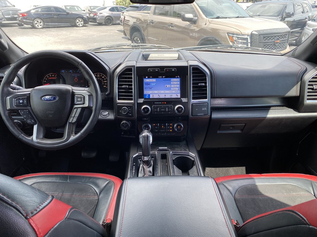 2016 Ford F150 - $23,999