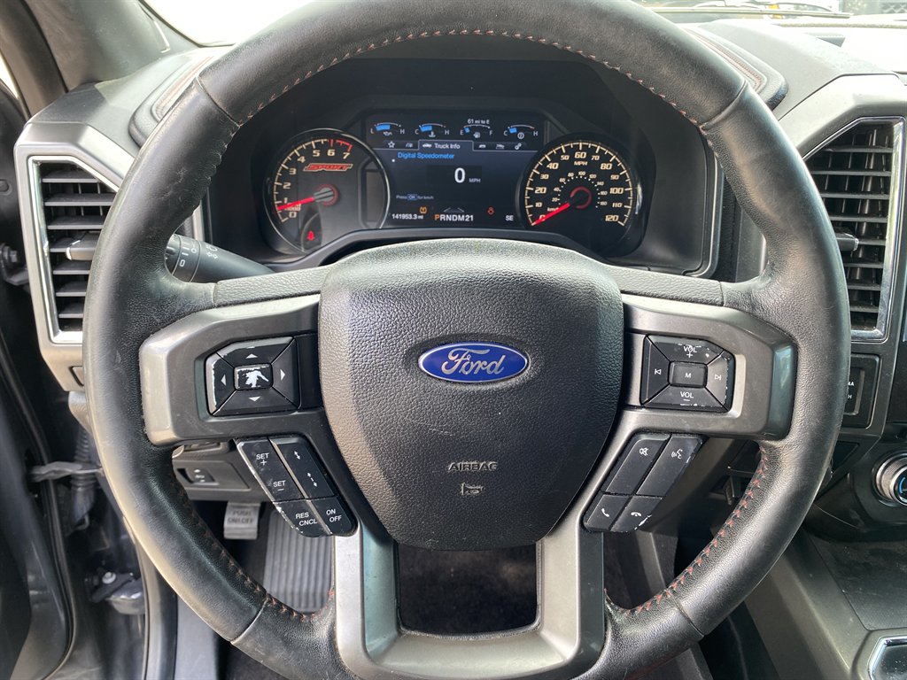 2016 Ford F150 - $23,999