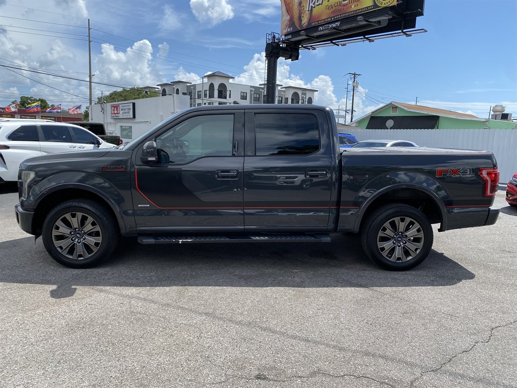 2016 Ford F150 - $23,999