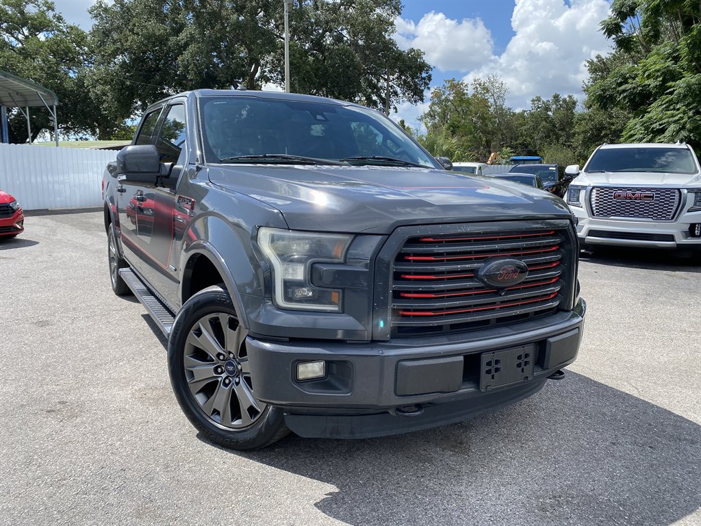 2016 Ford F150 - $23,999