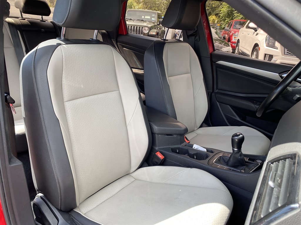 2021 Volkswagen Jetta - $16,999