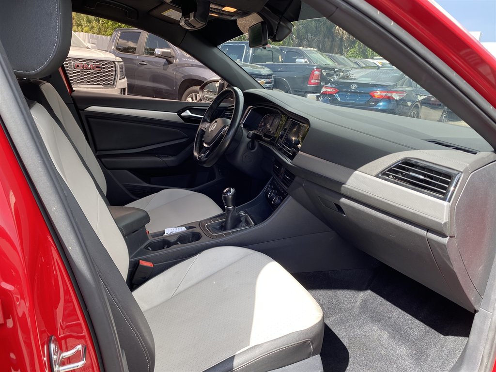 2021 Volkswagen Jetta - $16,999