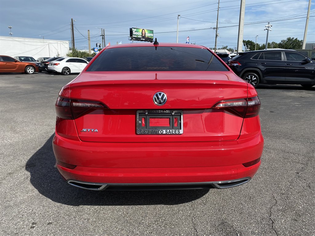 2021 Volkswagen Jetta - $16,999