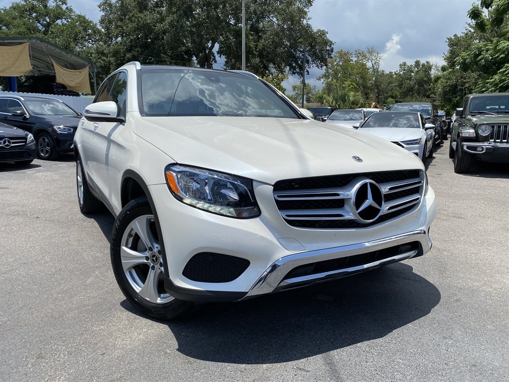 2017 Mercedes-Benz GLC - $17,999