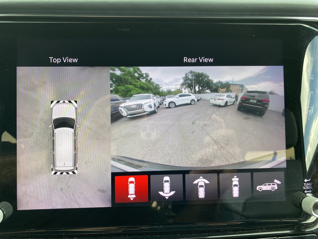 2022 Jeep Grand Wagoneer - $38,999