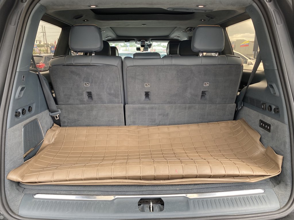 2022 Jeep Grand Wagoneer - $38,999