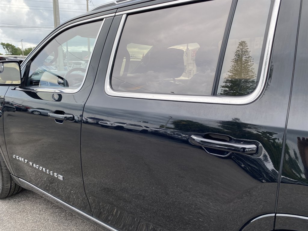 2022 Jeep Grand Wagoneer - $38,999