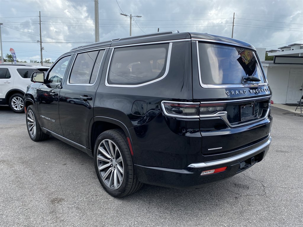 2022 Jeep Grand Wagoneer - $38,999
