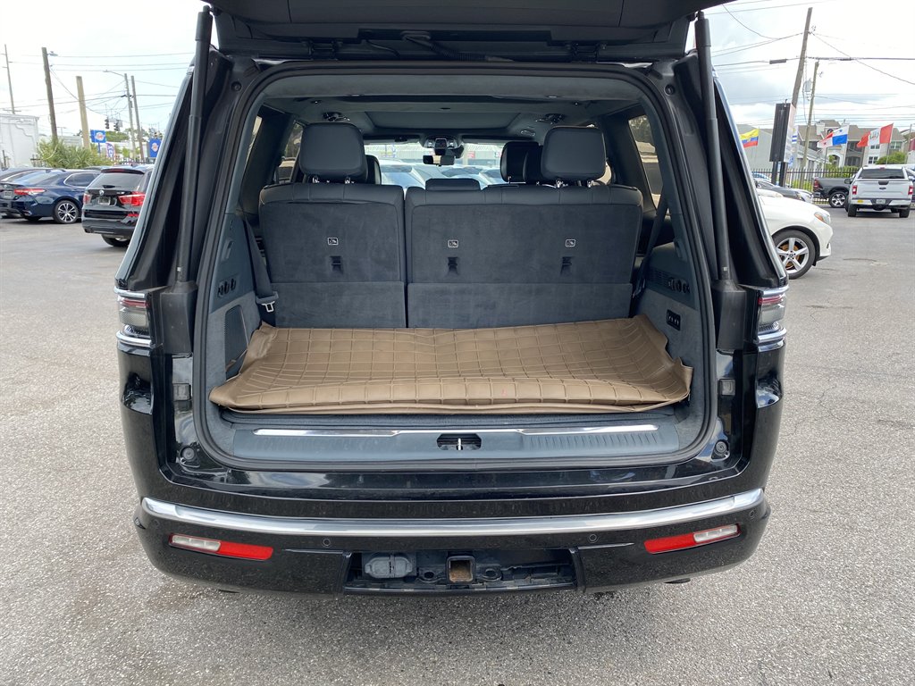 2022 Jeep Grand Wagoneer - $38,999