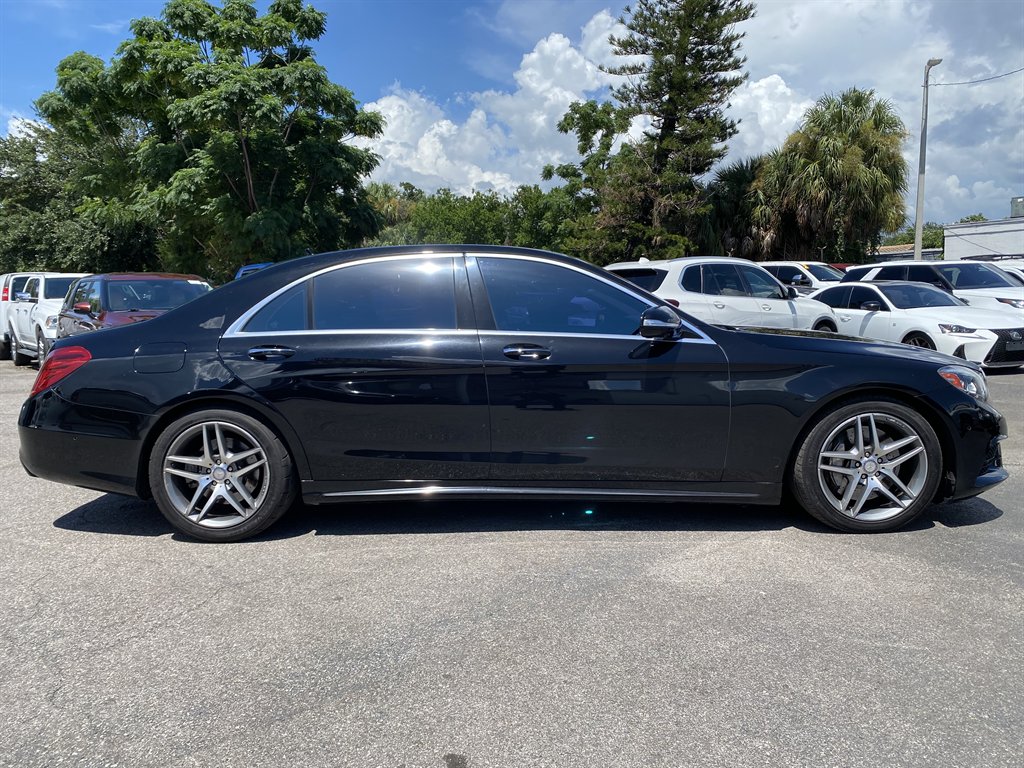 2016 Mercedes-Benz S-class - $23,999