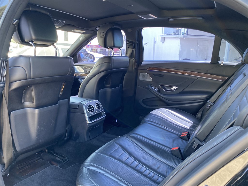 2016 Mercedes-Benz S-class - $23,999