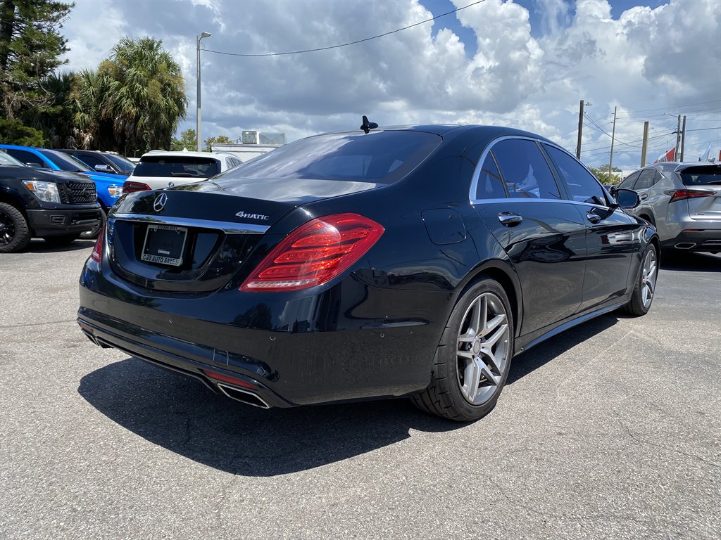 2016 Mercedes-Benz S-class - $23,999