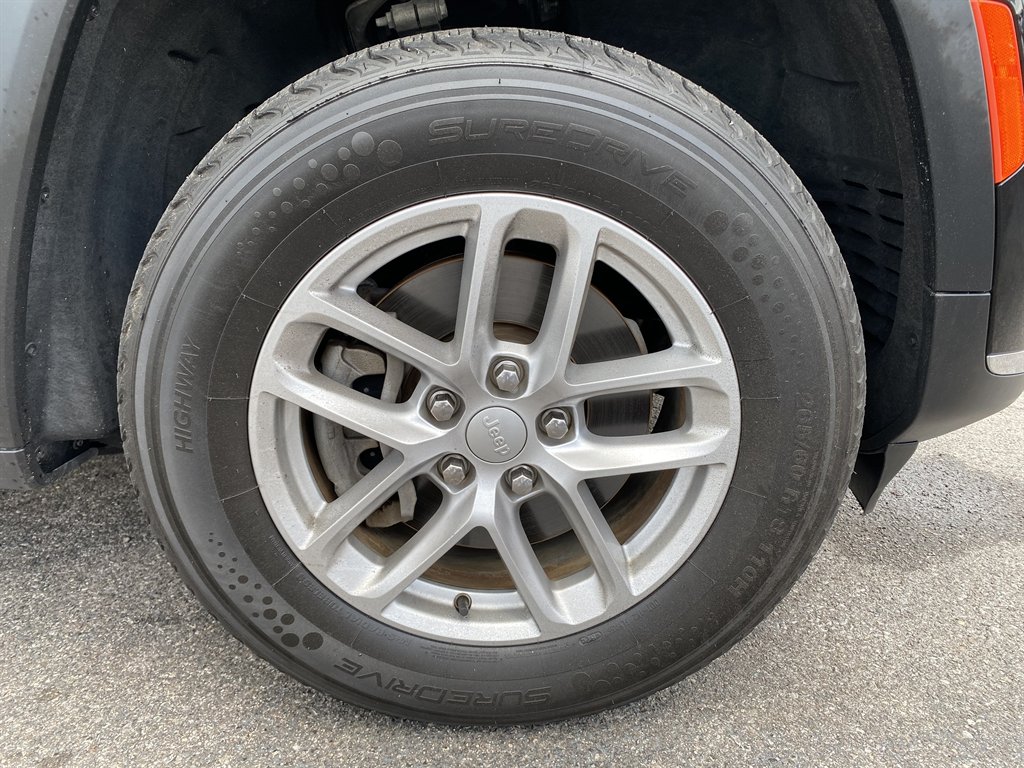 2021 Jeep Cherokee - $24,999