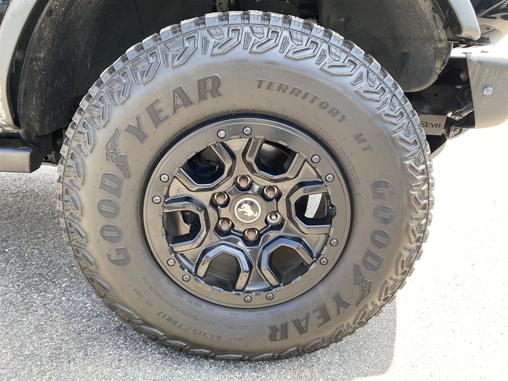 2022 Ford Bronco - $39,999