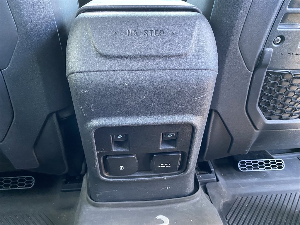 2022 Ford Bronco - $39,999