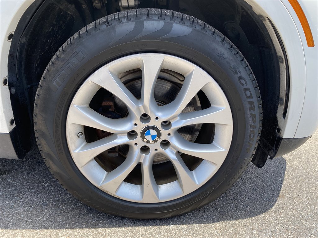 2018 BMW X5 - $17,999