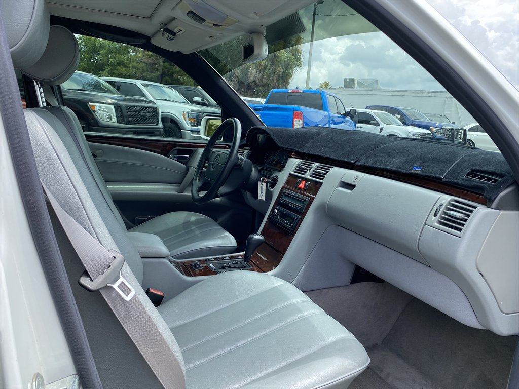 1998 Mercedes-Benz E Class - $24,999
