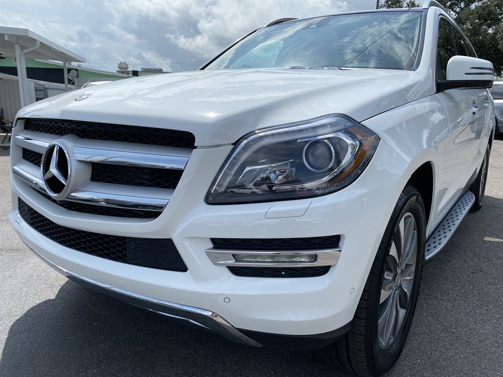 2015 Mercedes-Benz GL Class - $19,999