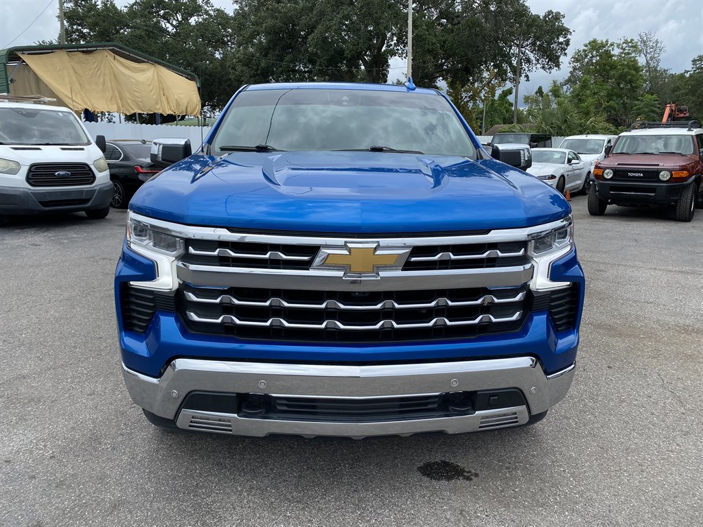 2023 Chevrolet Silverado - $37,999