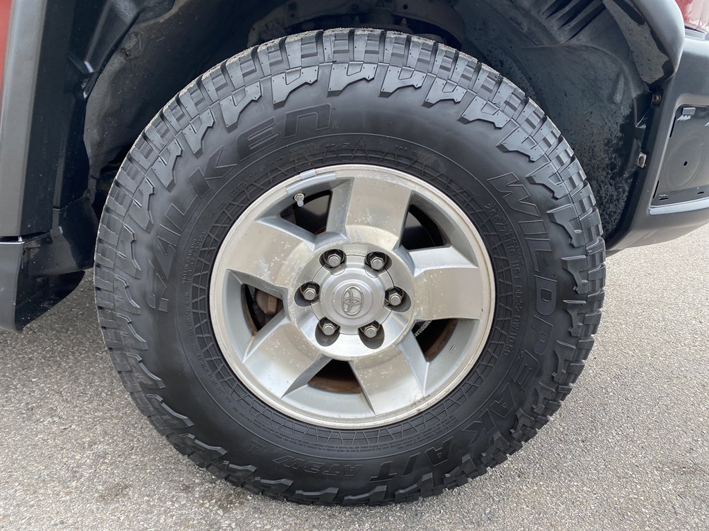 2008 Toyota FJ Cruiser - $16,999