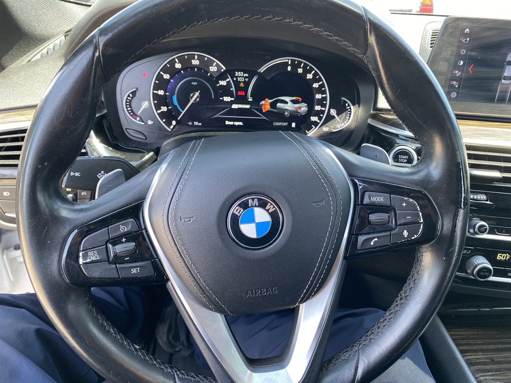 2018 BMW 530e - $18,999