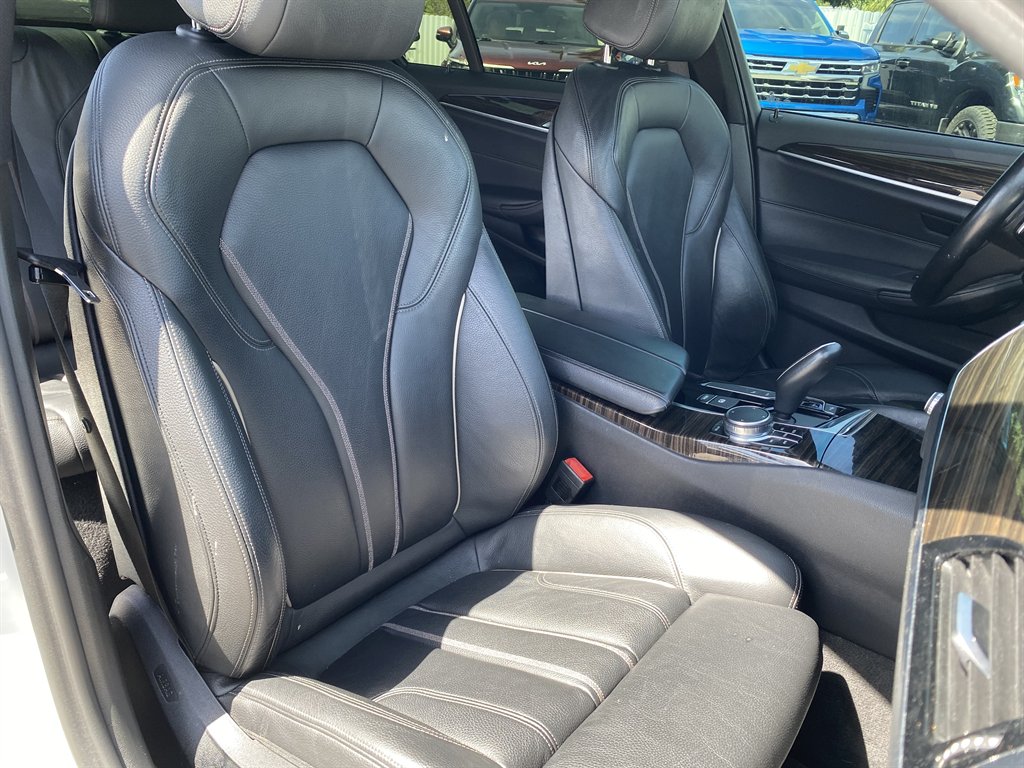 2018 BMW 530e - $18,999