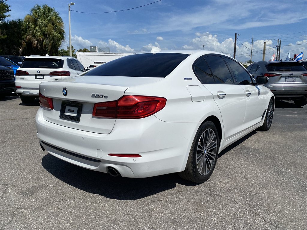 2018 BMW 530e - $18,999