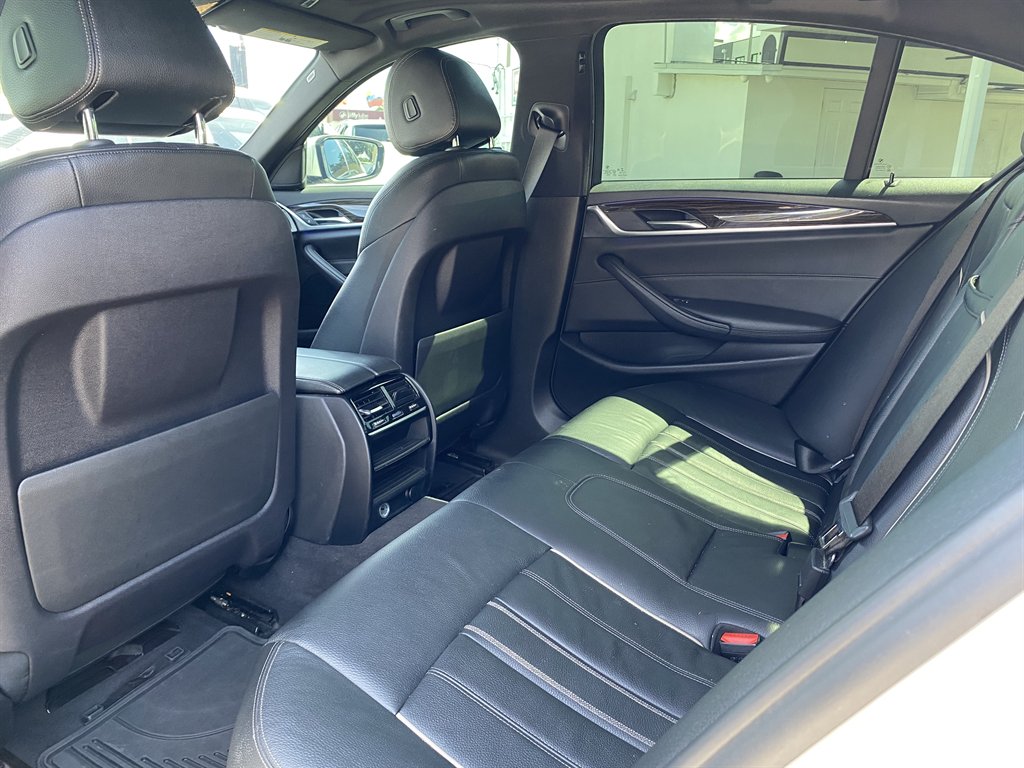 2018 BMW 530e - $18,999