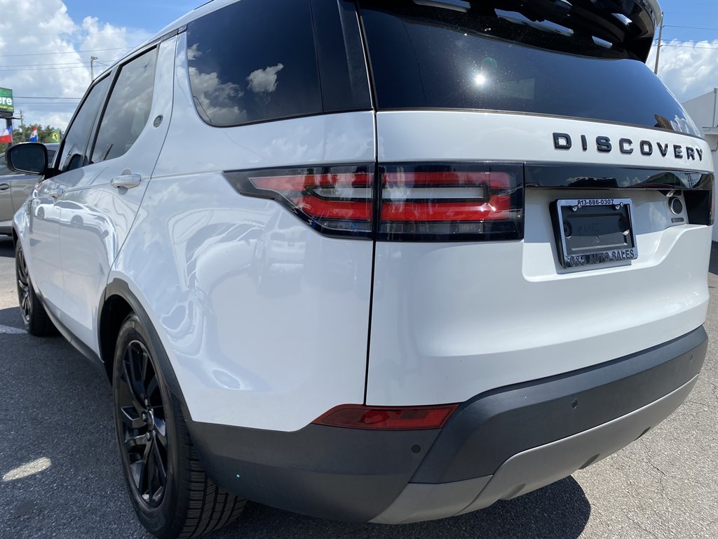 2018 Land Rover Discovery - $16,999