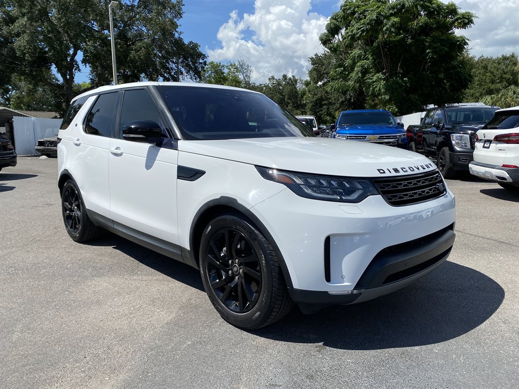 2018 Land Rover Discovery - $16,999