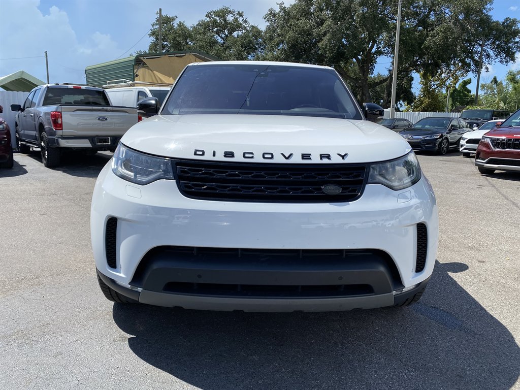 2018 Land Rover Discovery - $16,999